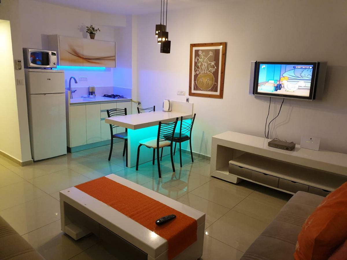 Avshalom Holiday Apartments 엘라트 외부 사진