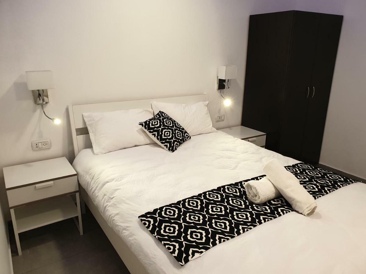 Avshalom Holiday Apartments 엘라트 외부 사진