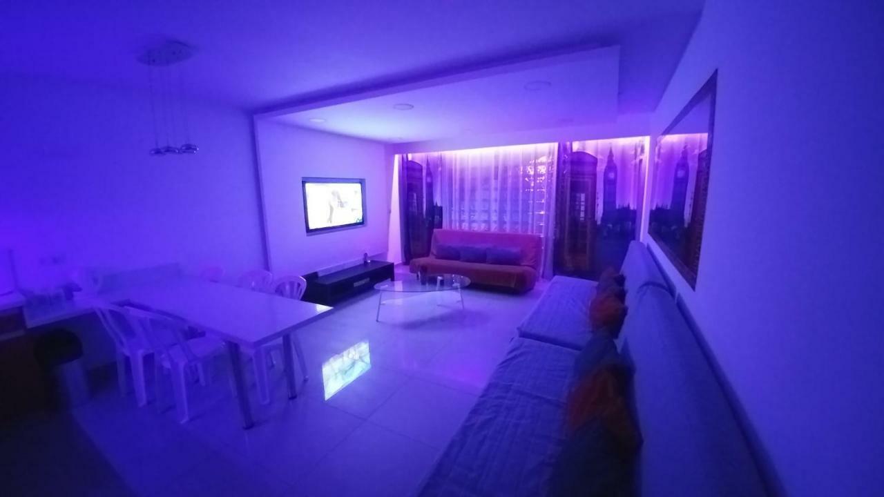 Avshalom Holiday Apartments 엘라트 외부 사진